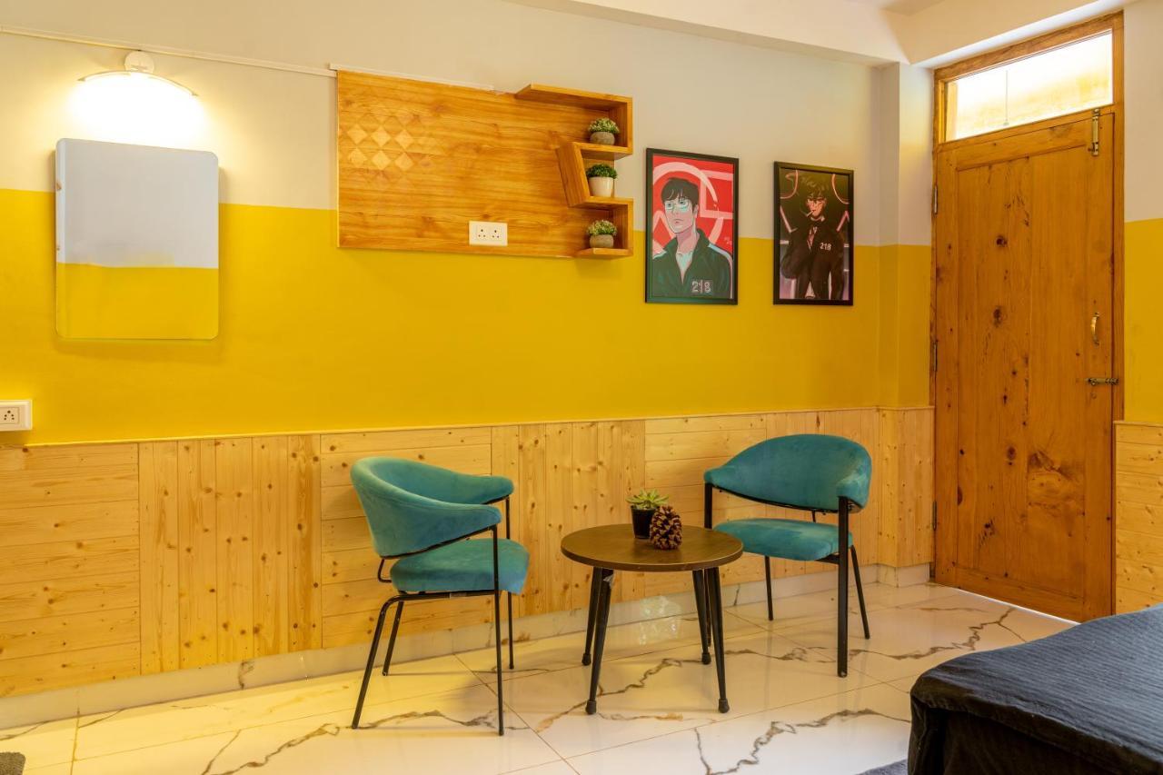 Whoopers Hostel Manali Exterior photo