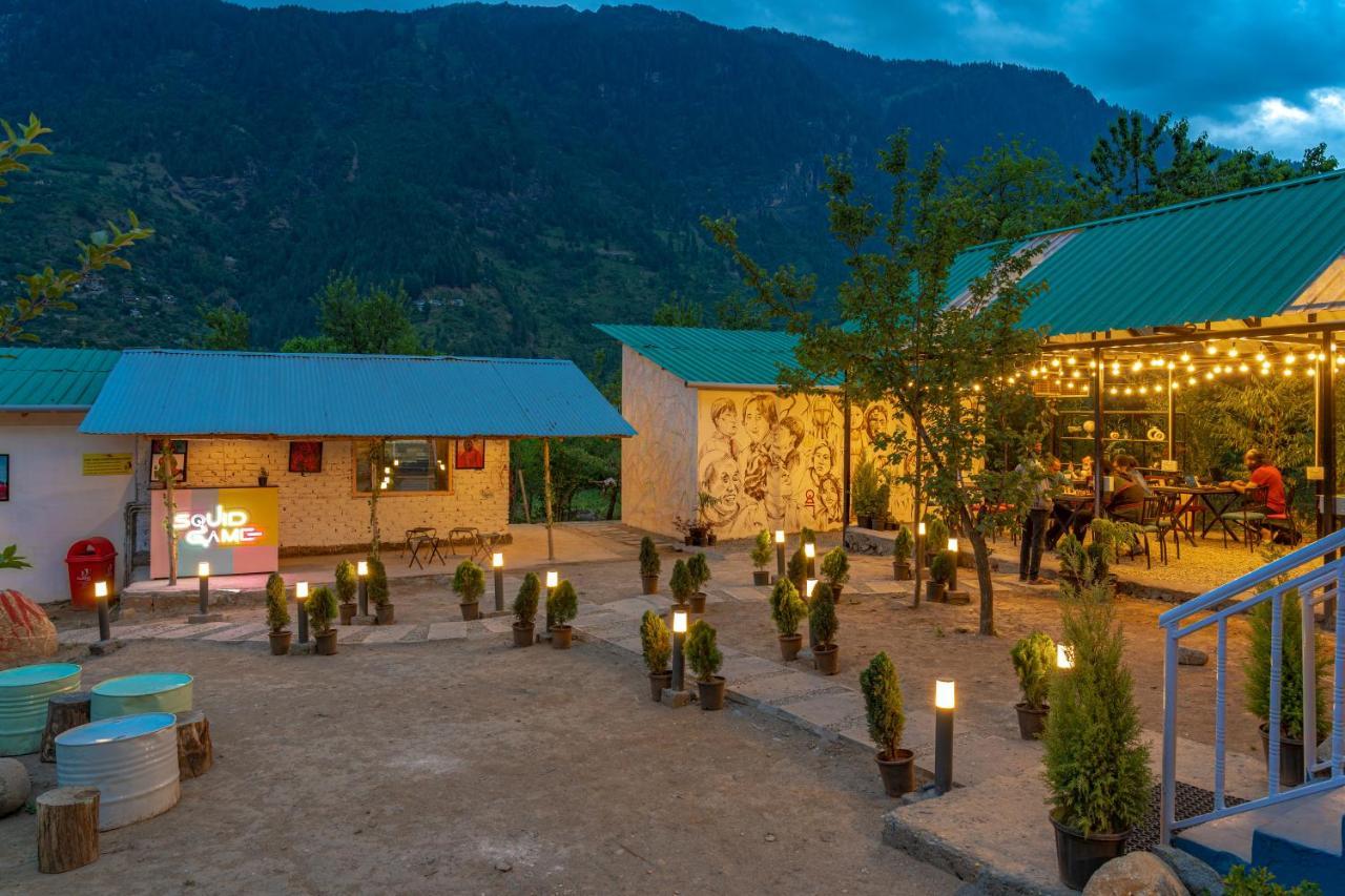 Whoopers Hostel Manali Exterior photo